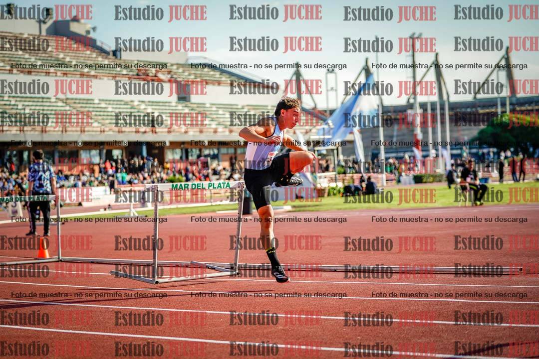 Fotos de los 400 m con vallas de varones