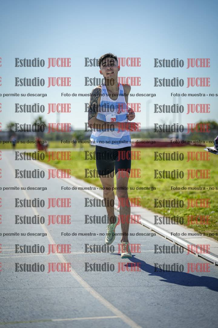 Fotos de los 5000 m llanos de mujeres y varones