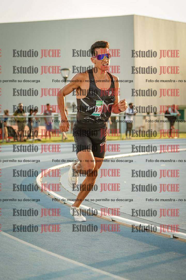 Fotos de los 3000 m llanos de varones