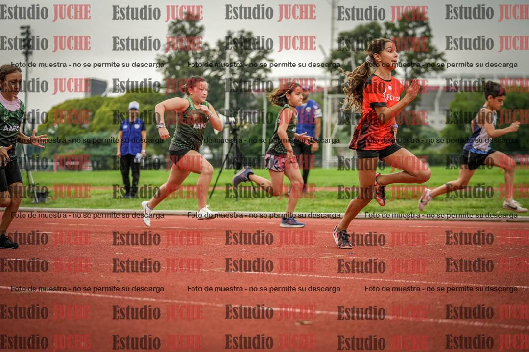 Fotos de los 50 m llanos de mujeres