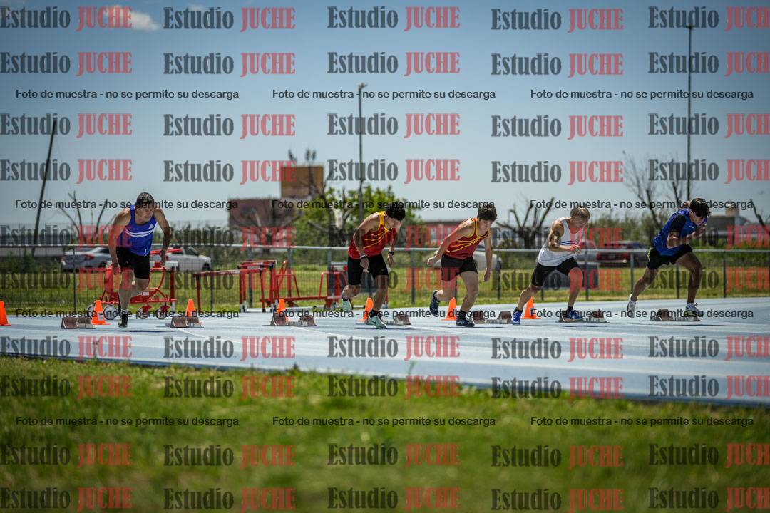 Fotos de los 100 m llanos de varones