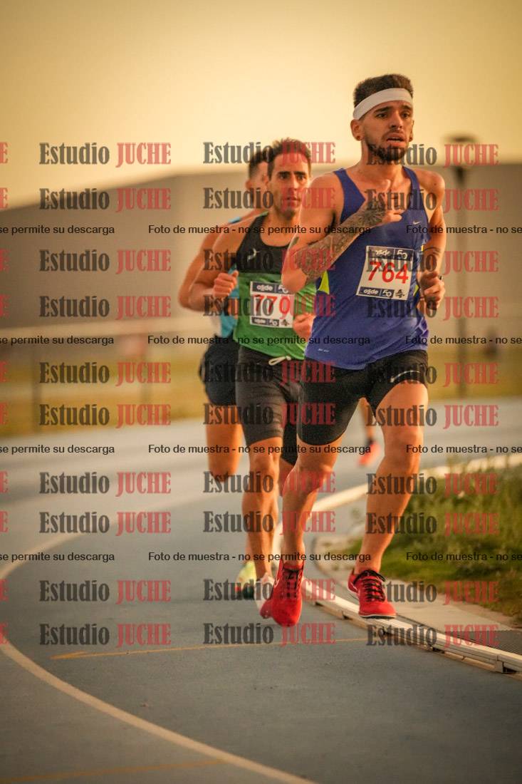 Fotos de los 3000 m llanos de varones