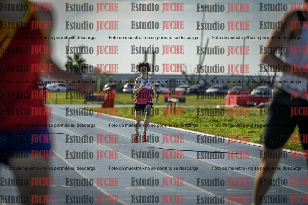 Fotos de los 400 m llanos de varones
