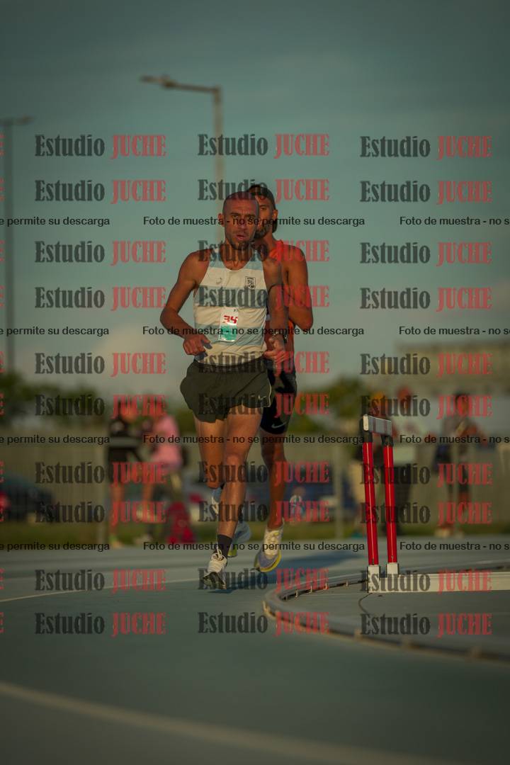 Fotos de los 3000 m llanos de varones