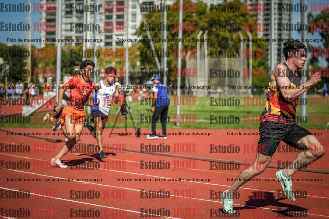Fotos de los 200 m llanos de varones