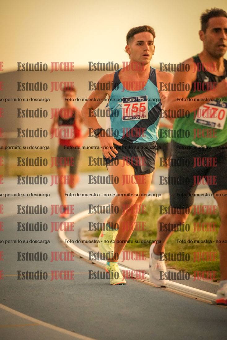 Fotos de los 3000 m llanos de varones