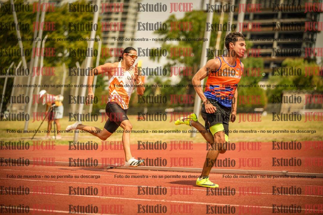 Fotos de los 200 m llanos de varones