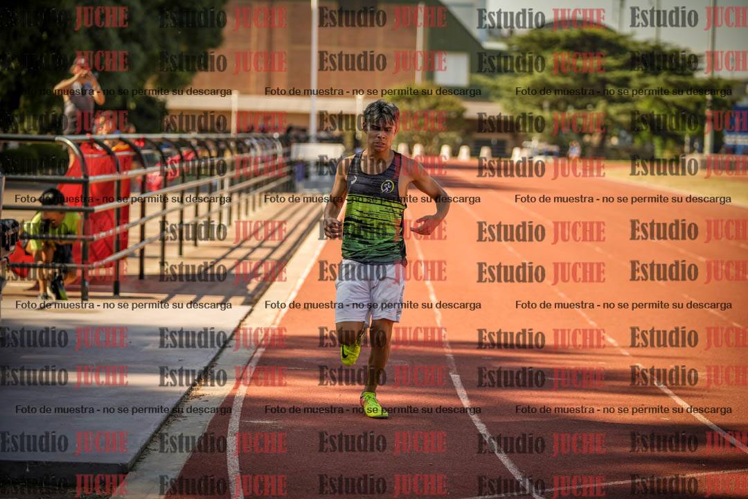 Fotos de los 200 m llanos de varones