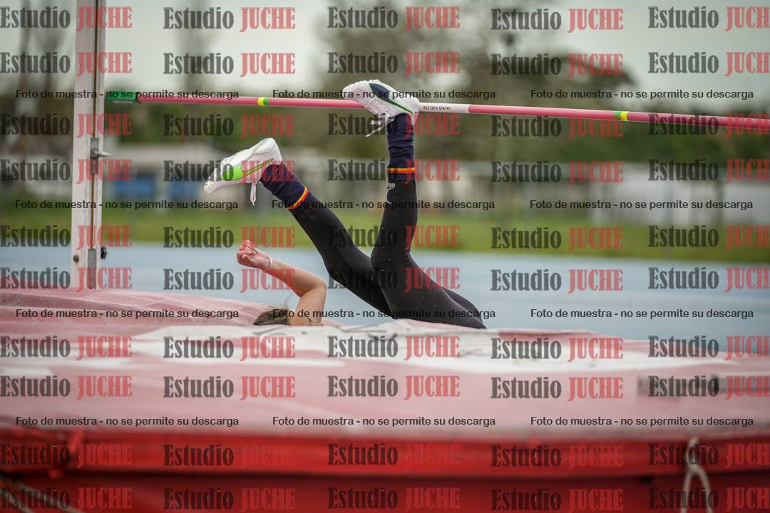 Fotos del salto en alto de mujeres - todas las categorías (incluye combinadas)