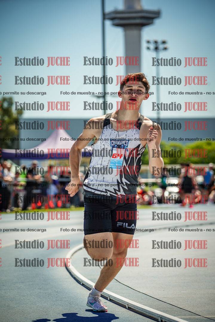 Fotos de los 800 m llanos de varones