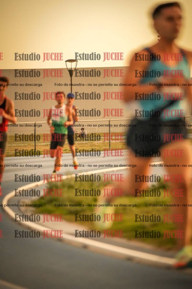 Fotos de los 3000 m llanos de varones