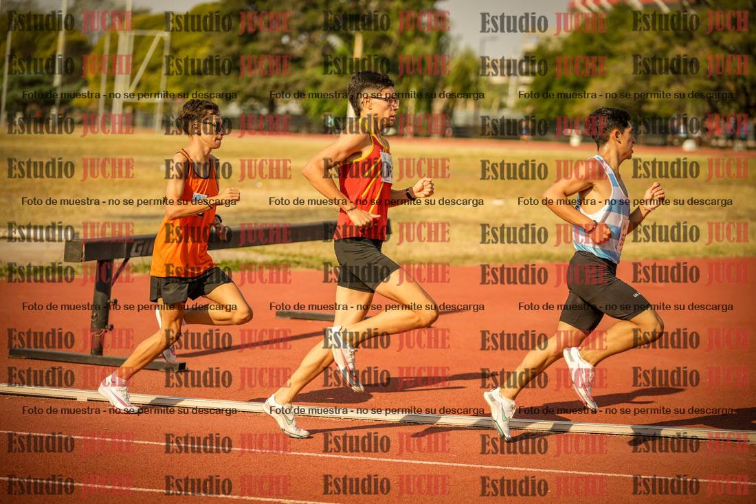 Fotos de los 1500 m llanos de varones
