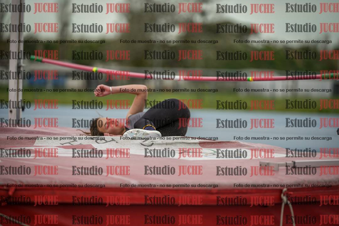 Fotos del salto en alto de mujeres - todas las categorías (incluye combinadas)
