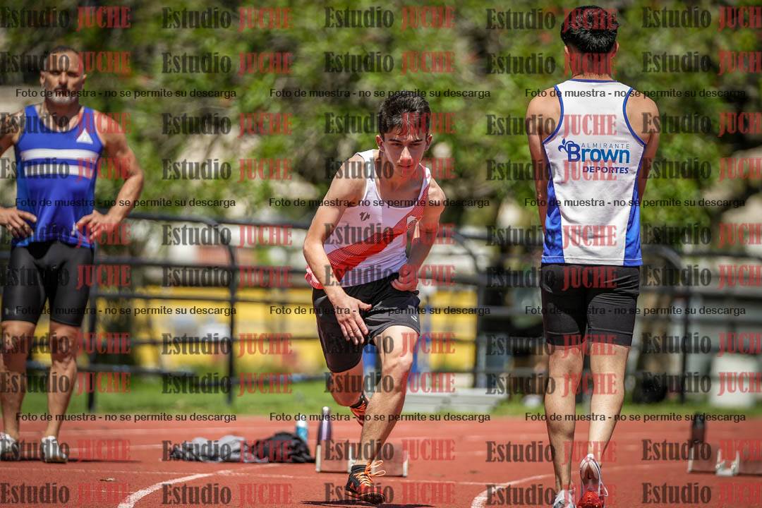 Fotos de los 200 m llanos de varones