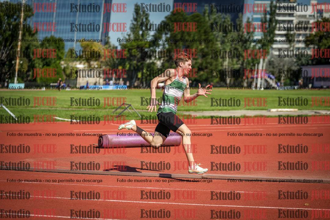 Fotos de los 200 m llanos de varones