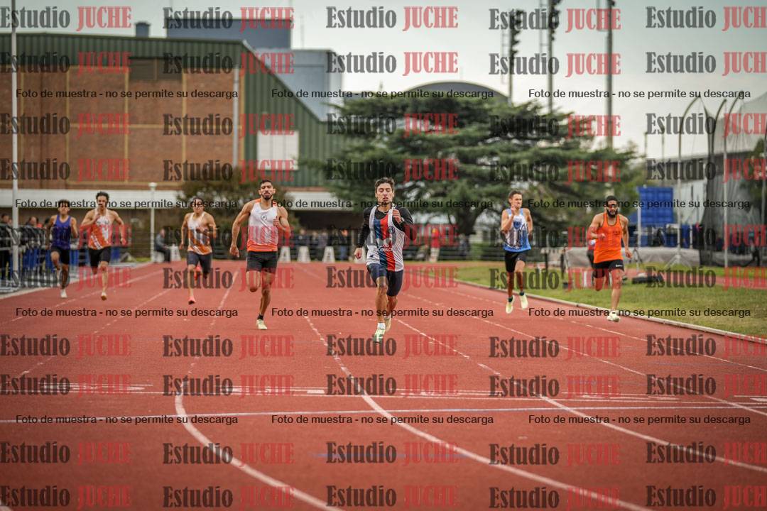 Fotos de los 400 m llanos de varones