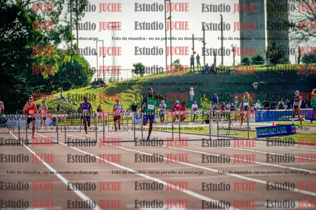 Fotos de los 400 m con vallas de varones