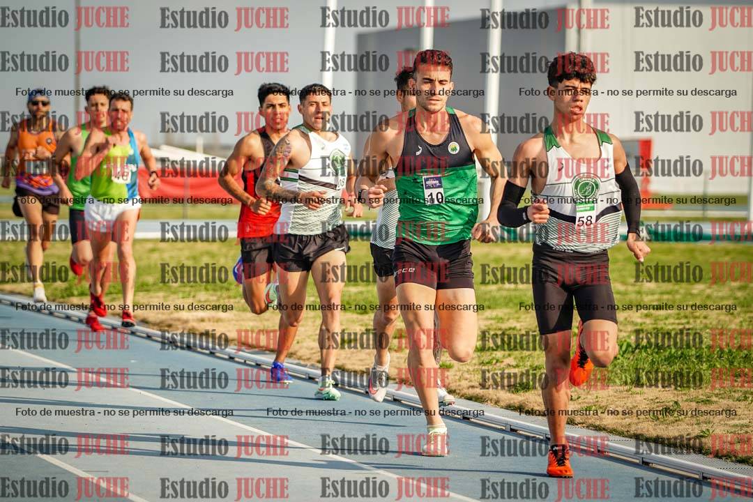 Fotos de los 3000 m llanos de varones