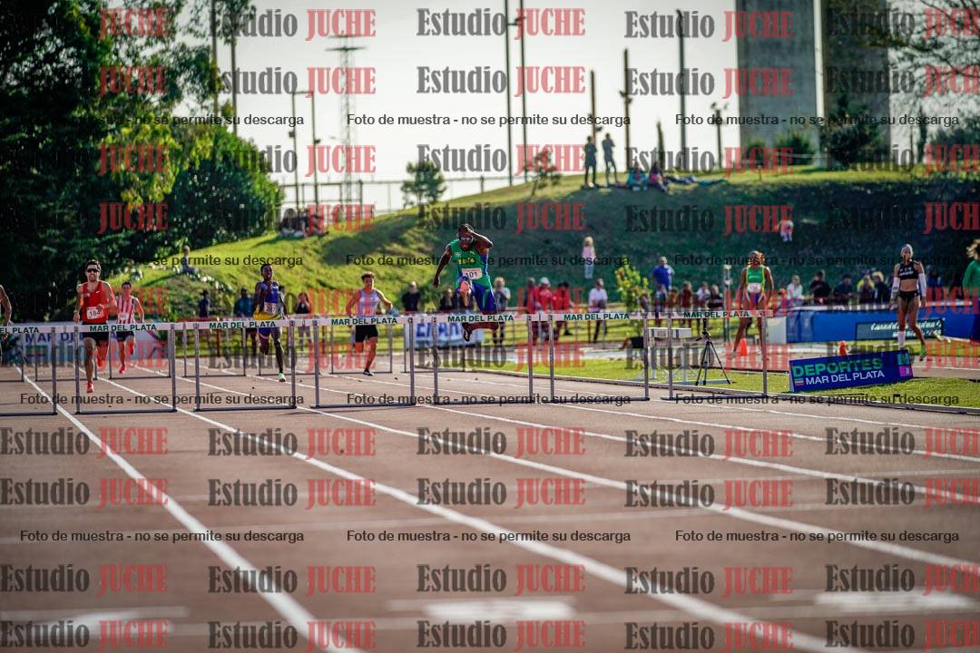 Fotos de los 400 m con vallas de varones