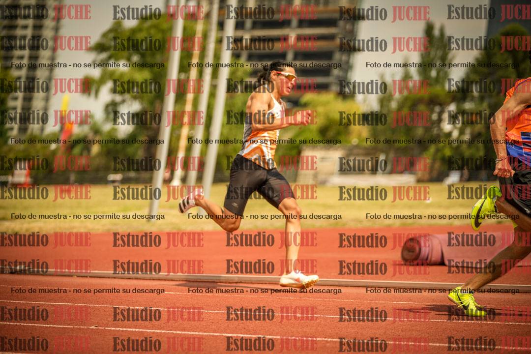 Fotos de los 200 m llanos de varones
