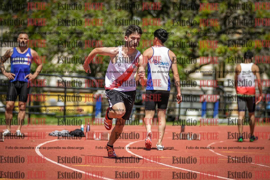 Fotos de los 200 m llanos de varones