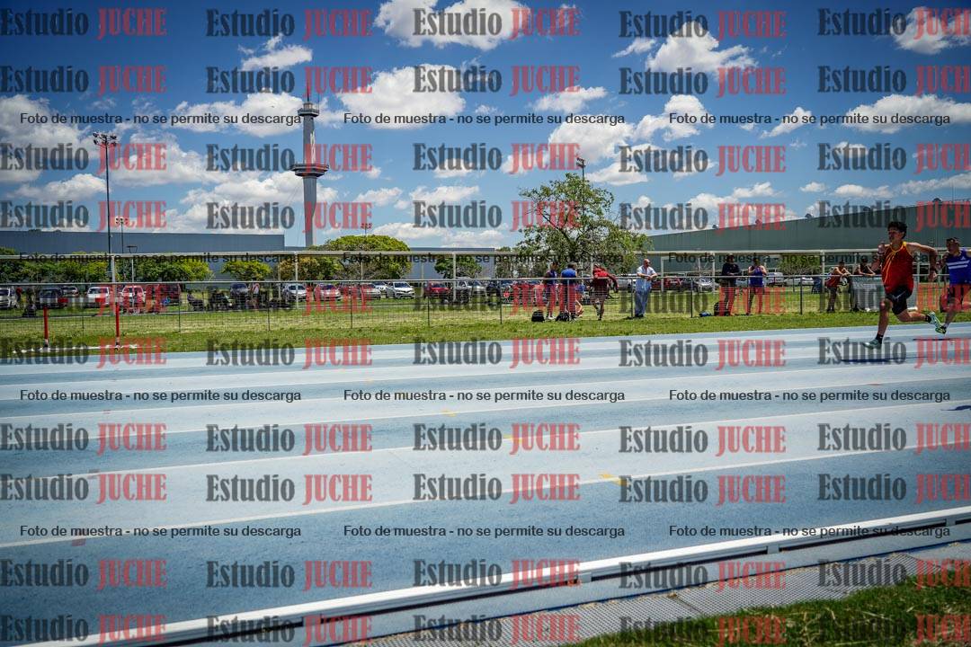Fotos de los 100 m llanos de varones
