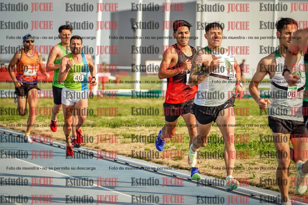 Fotos de los 3000 m llanos de varones