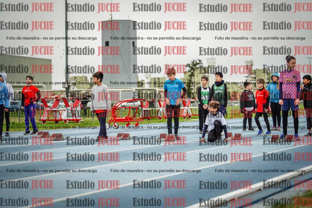 Fotos de los 50 m llanos de varones - U12