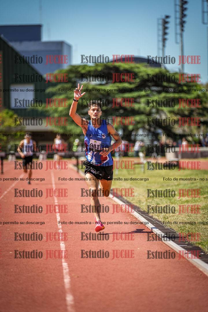 Fotos de los 3000 m con obstáculos de varones