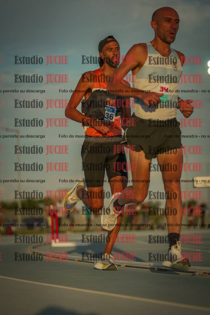 Fotos de los 3000 m llanos de varones