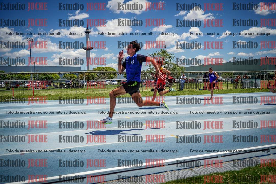 Fotos de los 100 m llanos de varones