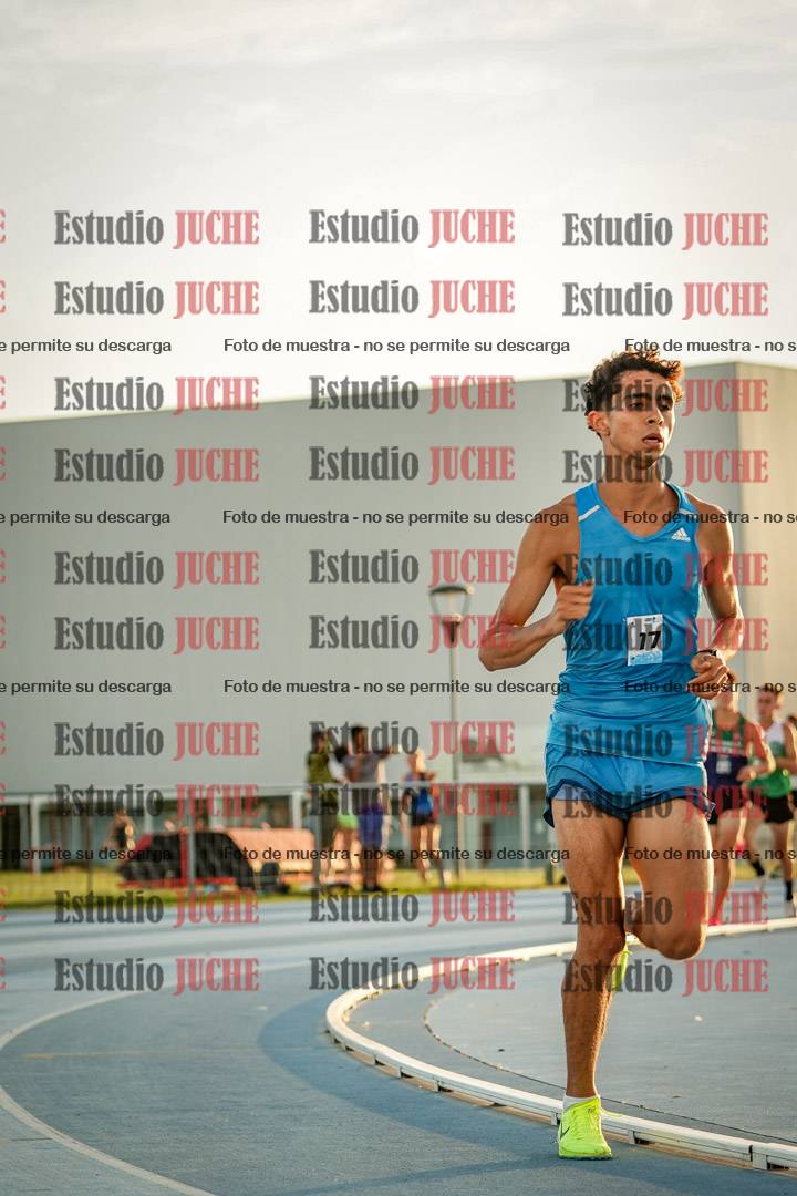Fotos de los 3000 m llanos de varones