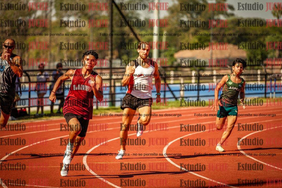 Fotos de los 200 m llanos de varones