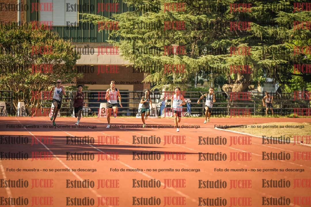 Fotos de los 200 m llanos de varones