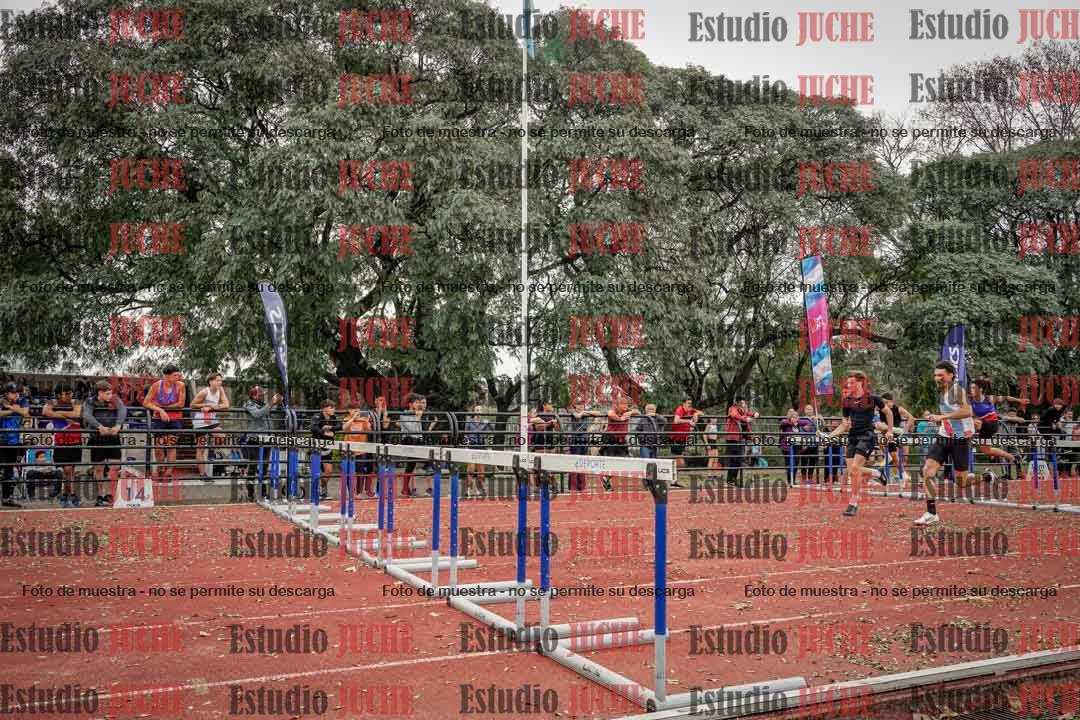 Fotos de los 110 m con vallas de varones - FINAL