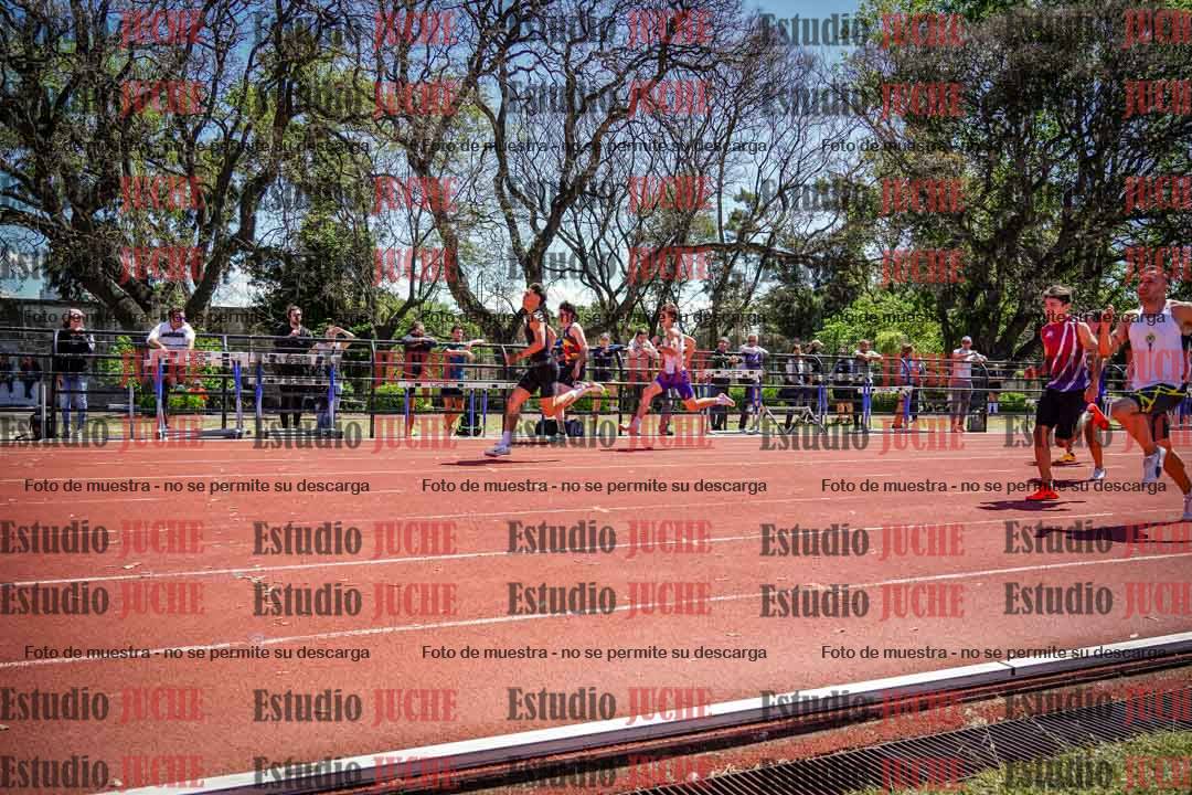 Fotos de los 100 m llanos de varones
