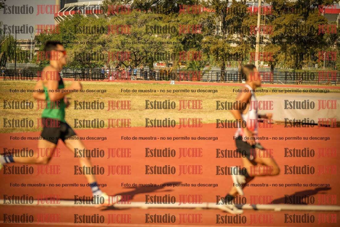 Fotos de los 1500 m llanos de varones