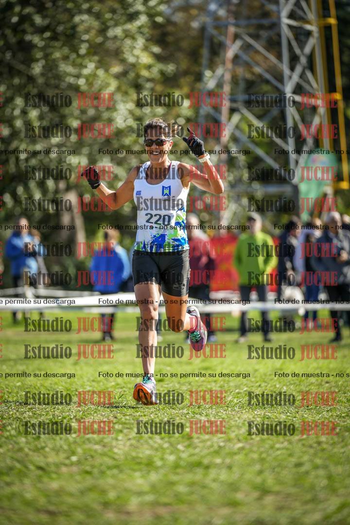 Fotos de la llegada del cross de 6000 m