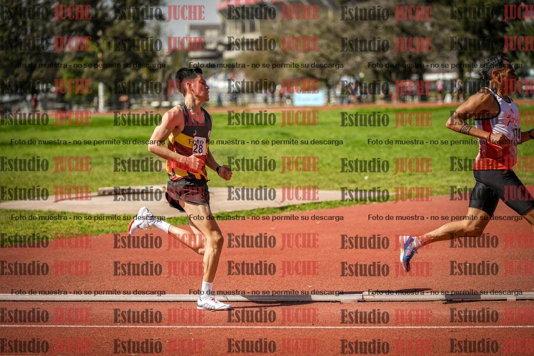 Fotos de los 1500 m llanos de varones