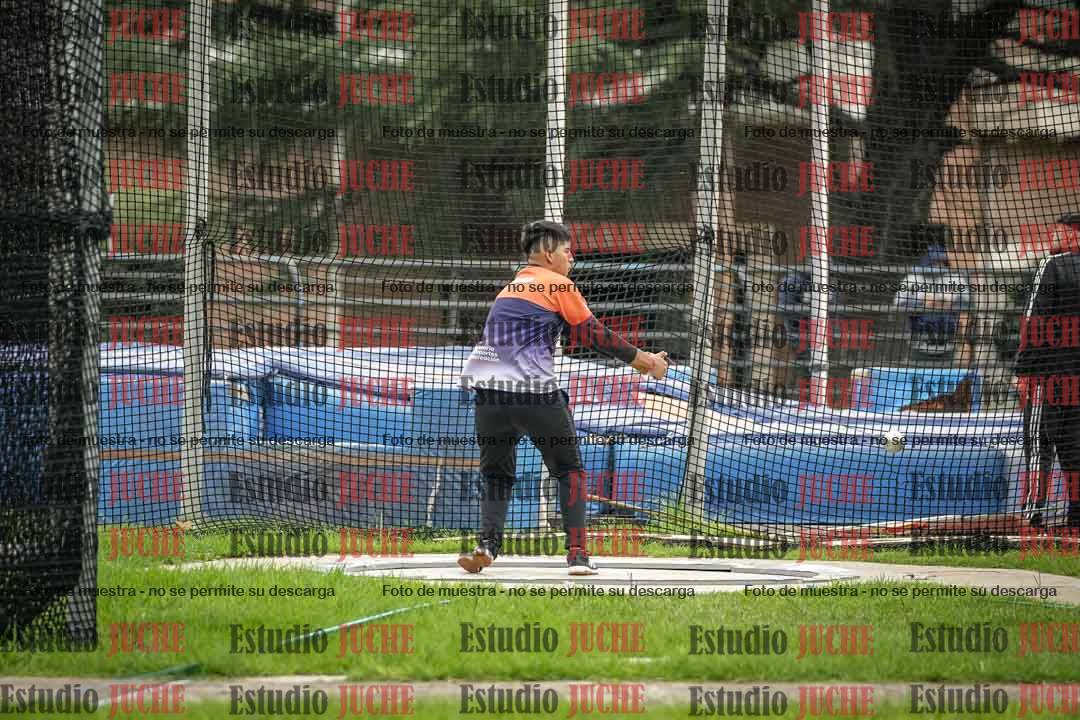 Fotos del lanzamiento de martillo de varones