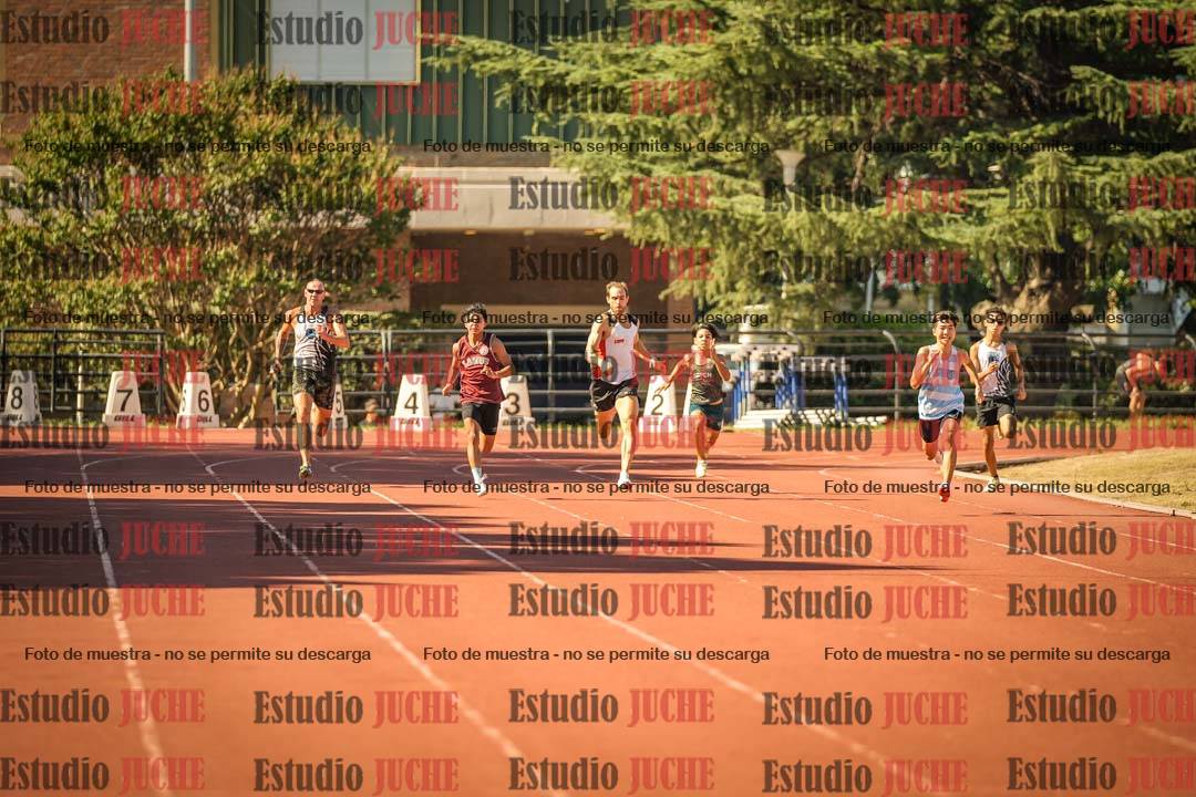 Fotos de los 200 m llanos de varones