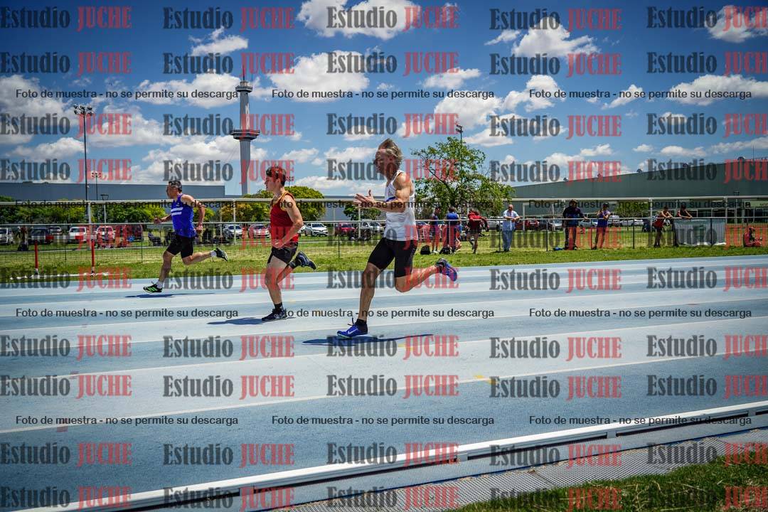 Fotos de los 100 m llanos de varones