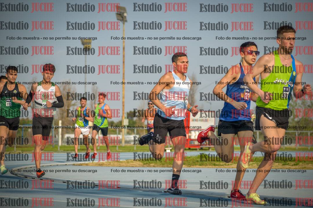 Fotos de los 3000 m llanos de varones