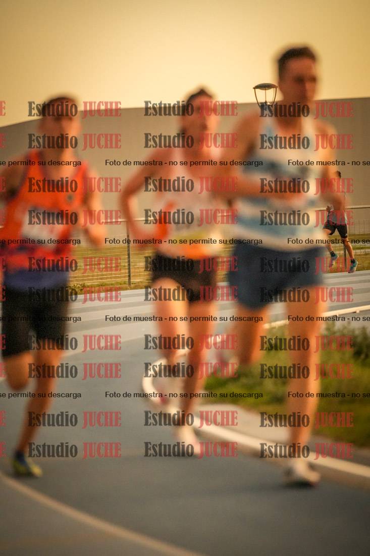 Fotos de los 3000 m llanos de varones