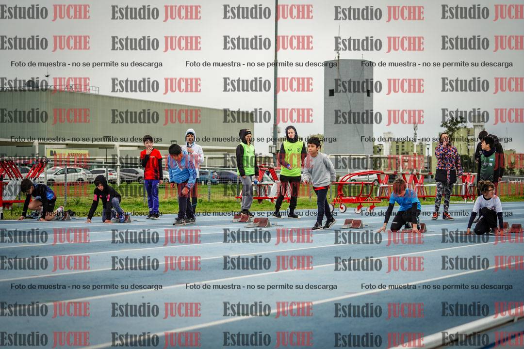 Fotos de los 50 m llanos de varones - U12