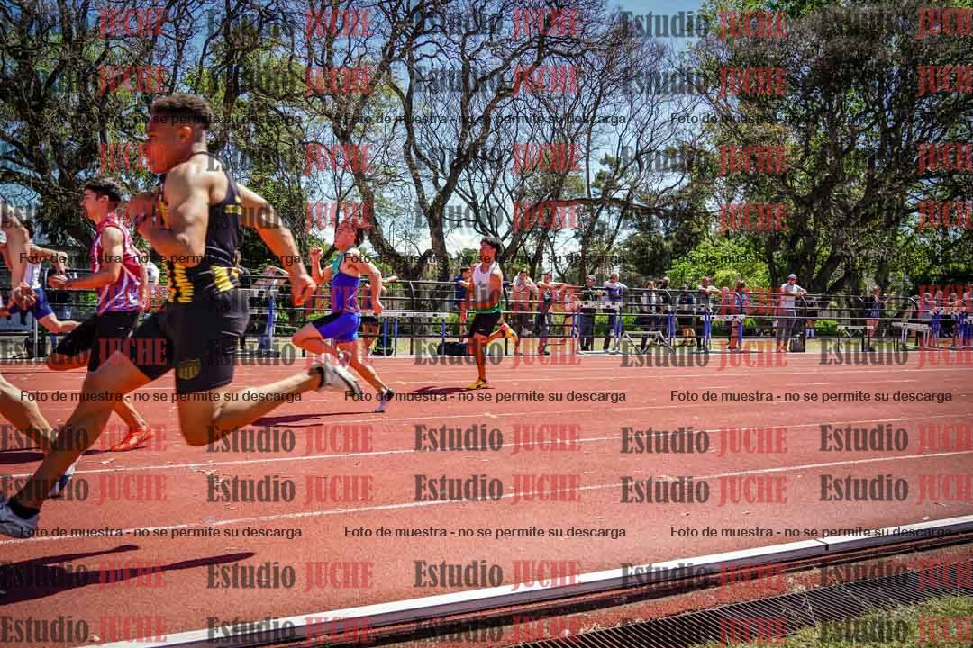 Fotos de los 100 m llanos de varones