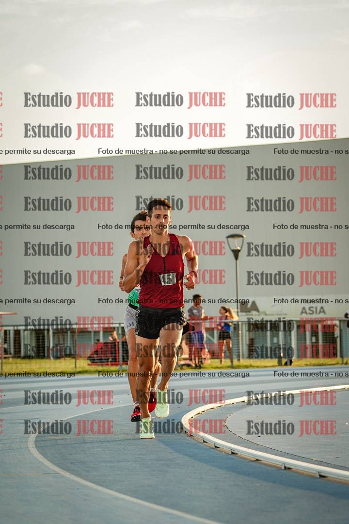 Fotos de los 3000 m llanos de varones