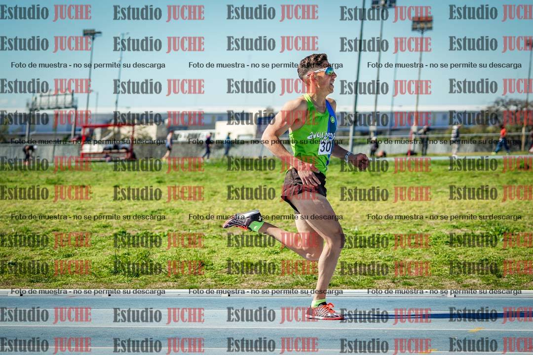 Fotos de los 5000 m llanos de mujeres y varones