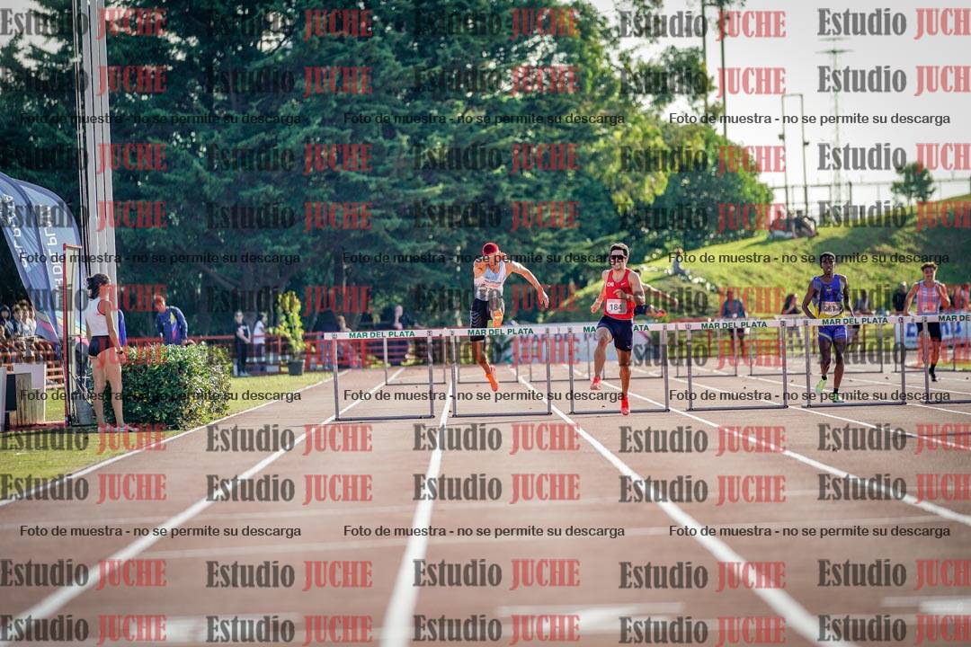 Fotos de los 400 m con vallas de varones