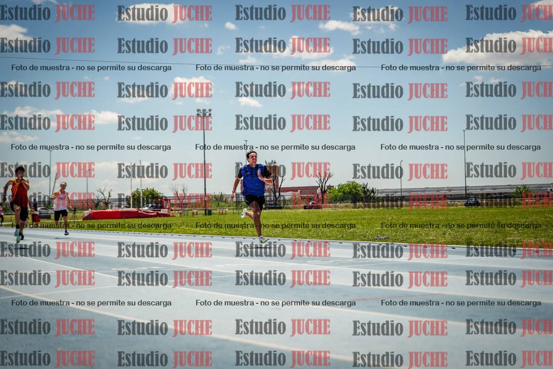 Fotos de los 100 m llanos de varones